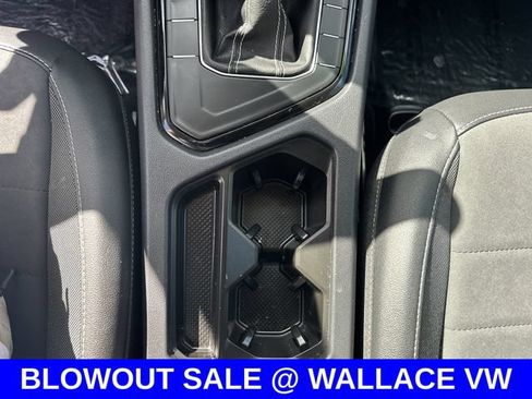 Certified 2023 Volkswagen Taos SE FWD image 21
