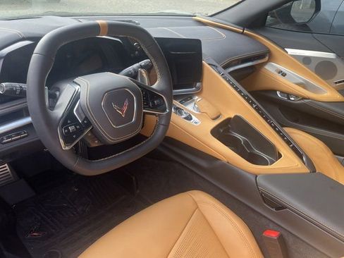 Used 2025 Chevrolet Corvette Stingray w/ Z51 Performance Package image 15