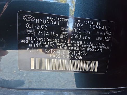 Used 2023 Genesis G70 3.3T w/ Sport Prestige Package image 35