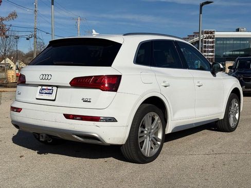 Used 2018 Audi Q5 Prestige w/ Prestige Package image 3