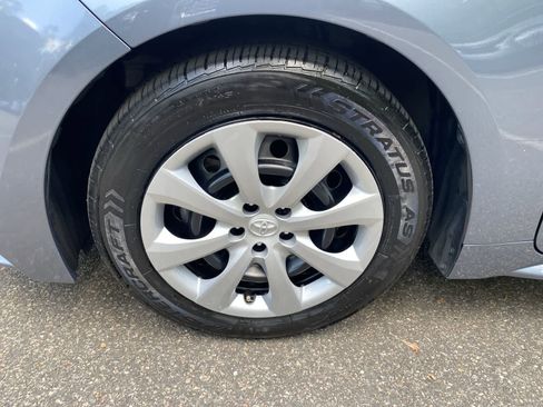 Used 2024 Toyota Corolla LE FWD image 14