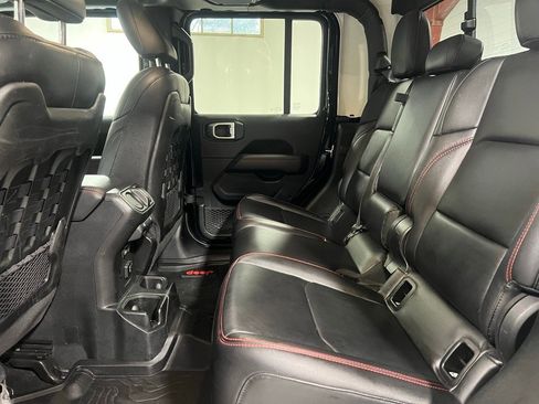 Used 2020 Jeep Gladiator Rubicon w/ Dual Top Group image 25