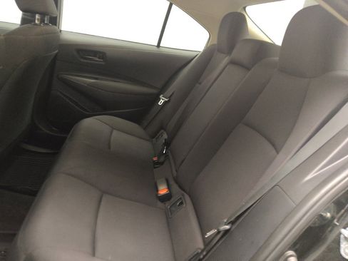 Used 2025 Toyota Corolla LE FWD image 18