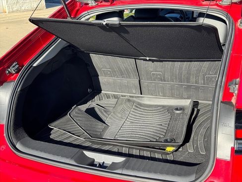 Certified 2024 Toyota Prius XLE image 4