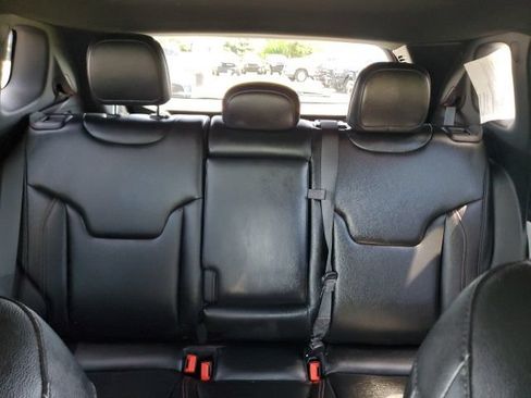 Used 2024 Jeep Compass Limited AWD/4WD image 13
