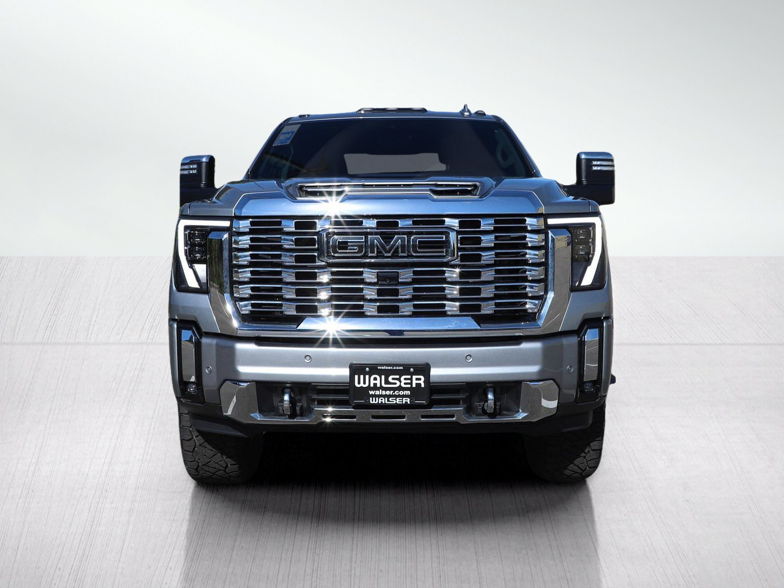 Used 2025 GMC Sierra 2500 Denali w/ Denali Reserve Package AWD/4WD image 8