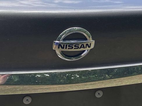 Used 2019 Nissan Sentra S FWD image 11