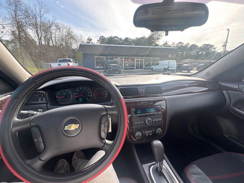 Used 2015 Chevrolet Impala LT w/ LT Sunroof Package image 13