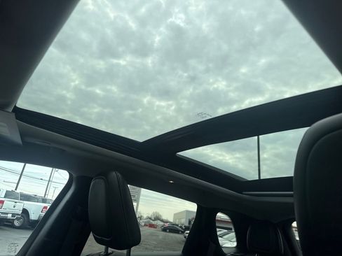 Certified 2022 Jeep Cherokee Limited image 22