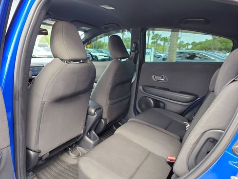 Used 2019 Honda HR-V Sport image 11
