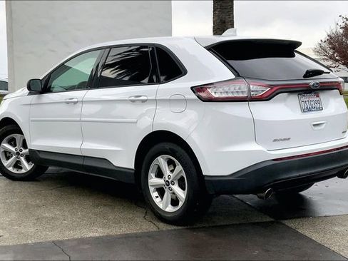 Used 2016 Ford Edge SE image 12