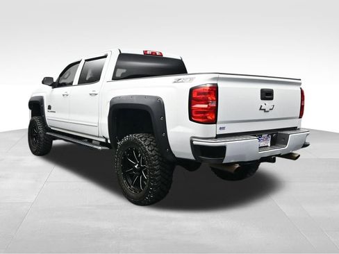 Used 2018 Chevrolet Silverado 1500 LT w/ All Star Edition AWD/4WD image 3