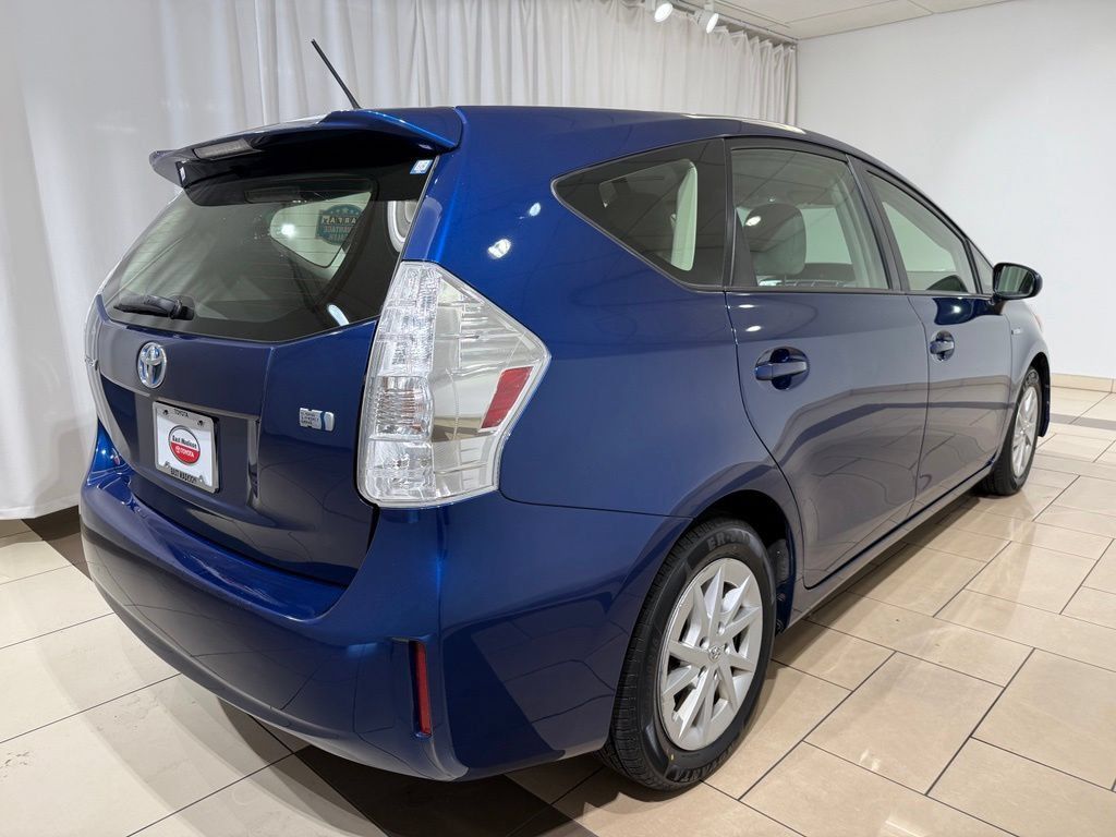 Used 2012 Toyota Prius V Three FWD image 5