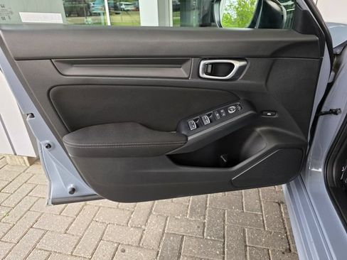 Used 2023 Honda Civic Sport image 18