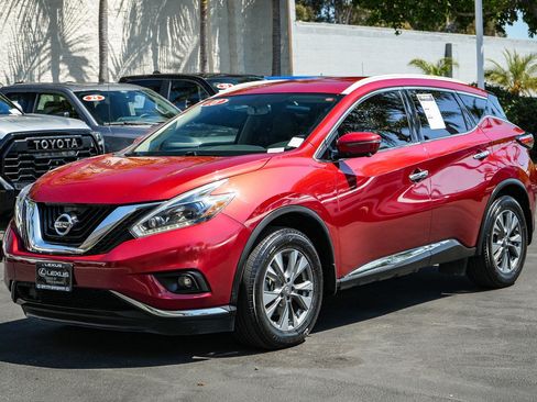 Used 2018 Nissan Murano SL w/ Cargo Package FWD image 3