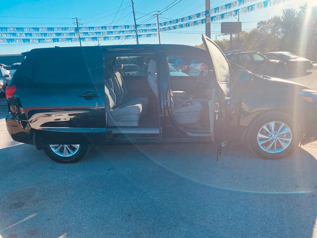Used 2011 Kia Sorento LX w/ Convenience Pkg AWD/4WD image 8