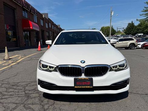 Used 2017 BMW 530i RWD image 2