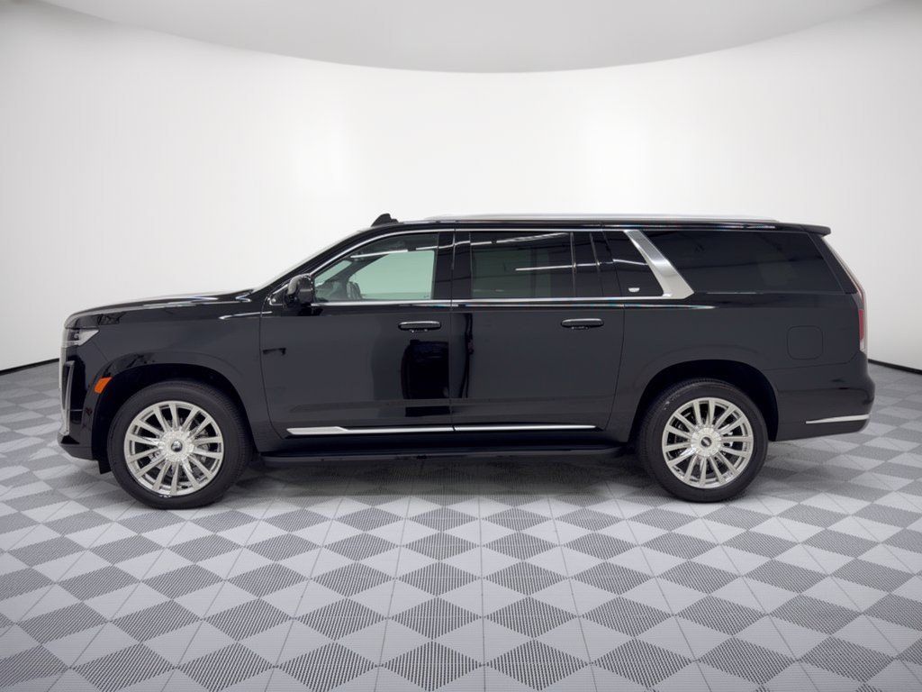 Used 2023 Cadillac Escalade ESV Premium Luxury w/ Performance Package AWD/4WD image 2