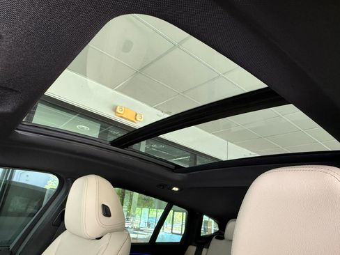 Used 2022 BMW X4 xDrive30i w/ M Sport Package 2 image 13