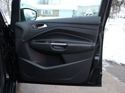 Used 2013 Ford C-MAX SEL image 36