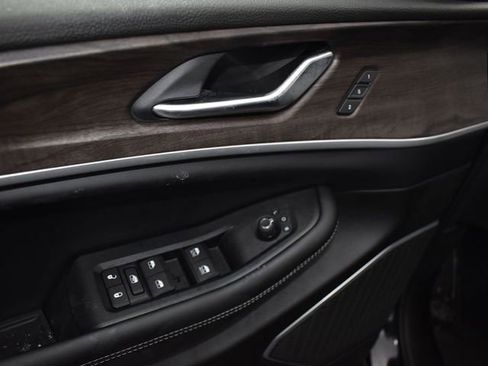 New 2026 Jeep Grand Cherokee Limited w/ Limited Altitude Package image 13