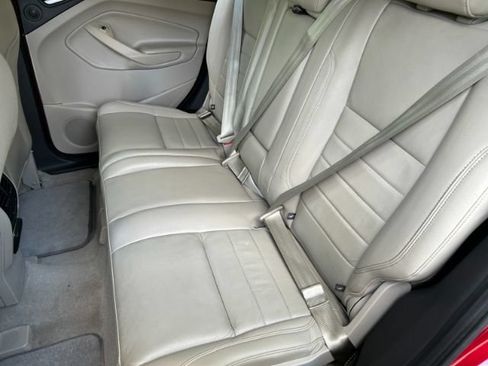 Used 2015 Ford Escape Titanium AWD/4WD image 26