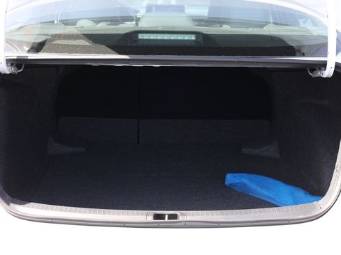 Used 2025 Toyota Corolla LE FWD image 8
