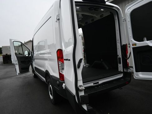 New 2026 Ford Transit 250 148 Medium Roof w/ Load Area Protection Package RWD image 95