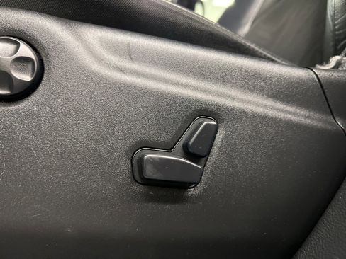 Used 2020 Jeep Grand Cherokee Altitude image 26