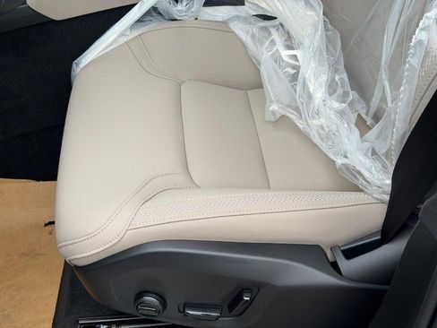 New 2026 Volvo XC90 B5 Core AWD/4WD image 14