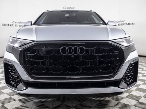 Used 2025 Audi Q8 Prestige image 7