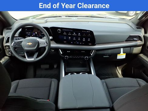 New 2025 Chevrolet Suburban LS image 23