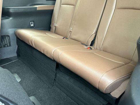 New 2026 Toyota Grand Highlander AWD Hybrid image 17