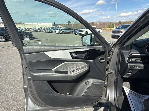 Used 2023 Acura MDX SH-AWD image 24