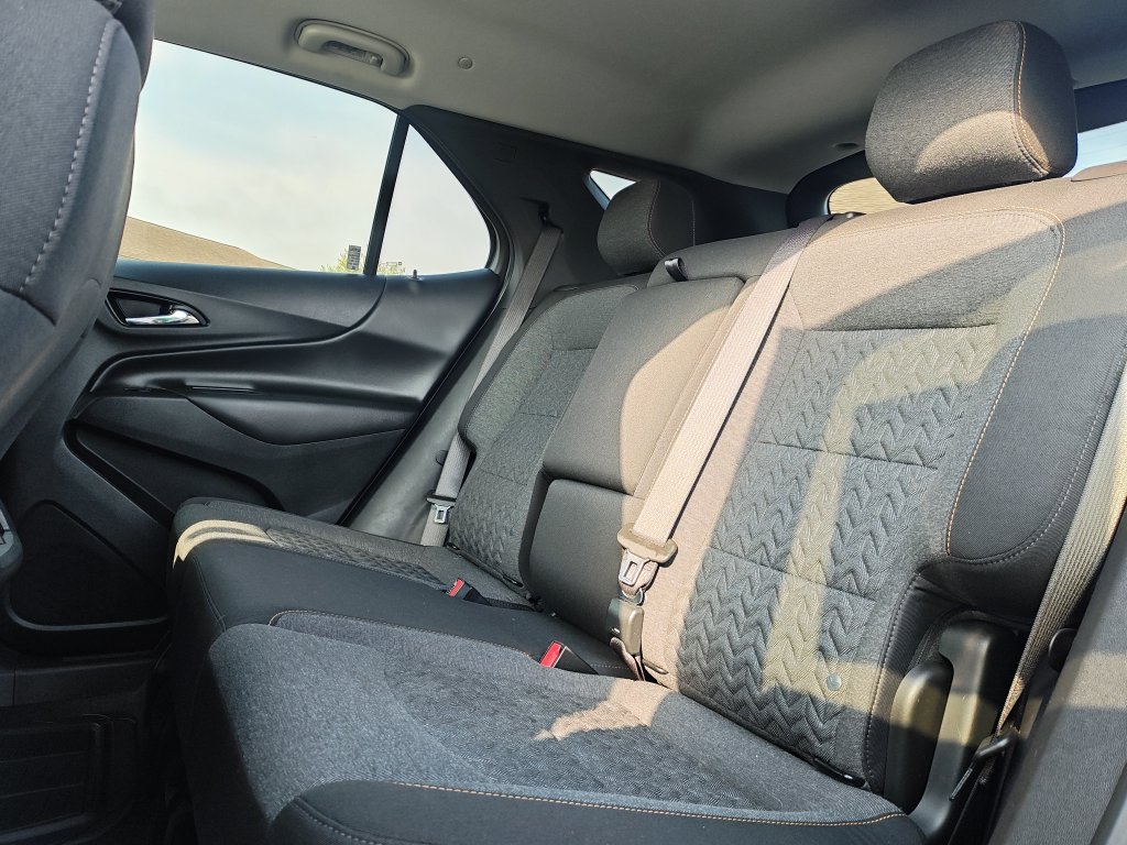 Used 2022 Chevrolet Equinox LT FWD image 14