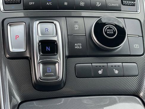 Used 2023 Hyundai Santa Fe SEL image 11