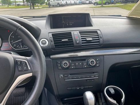 Used 2013 BMW 128i Convertible RWD image 6