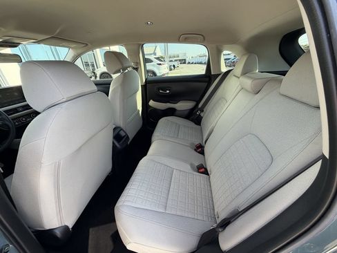 Used 2025 Honda HR-V LX image 12