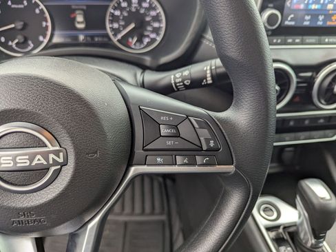 Used 2024 Nissan Sentra SV image 11