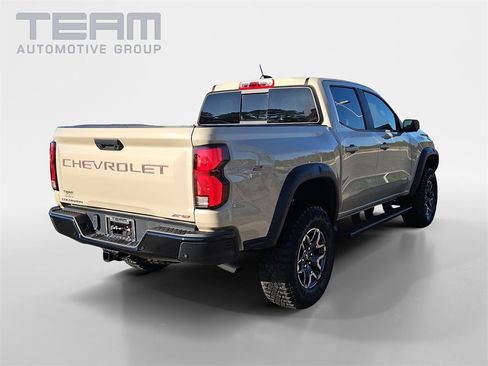 Used 2024 Chevrolet Colorado ZR2 w/ Technology Package image 7