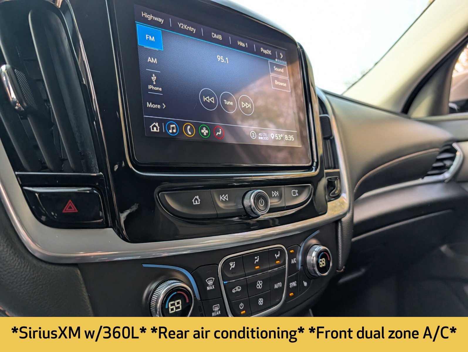 Used 2020 Chevrolet Traverse LT w/ Driver Confidence II Package AWD/4WD image 5