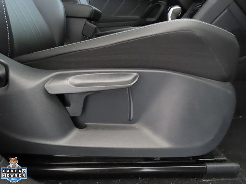Used 2023 Volkswagen Tiguan SE R-Line FWD image 25