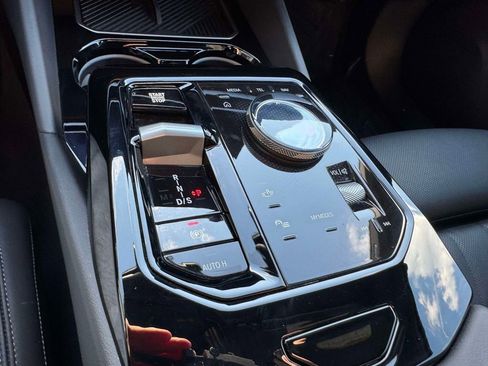 Certified 2025 BMW 530i xDrive w/ M Sport Package image 16