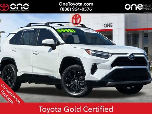 Certified 2024 Toyota RAV4 SE w/ Convenience Package AWD/4WD image 1
