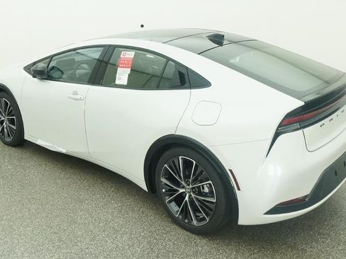 New 2026 Toyota Prius Limited FWD image 5