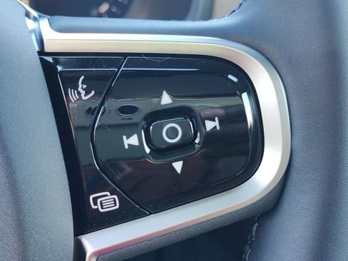 New 2026 Volvo XC90 B6 Plus image 16