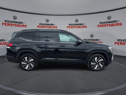 New 2026 Volkswagen Atlas SE image 9