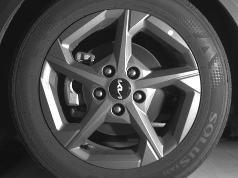 Used 2025 Kia K4 LXS image 12