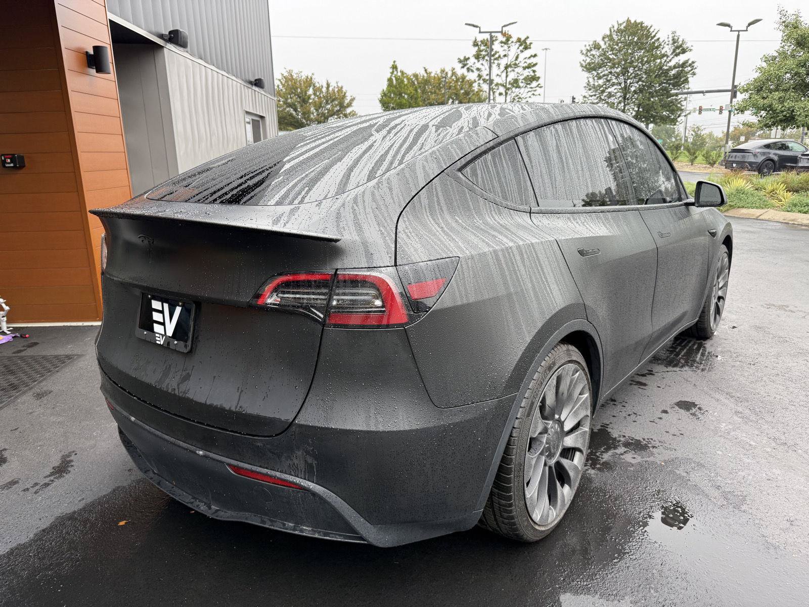 Used 2022 Tesla Model Y Performance AWD/4WD image 7