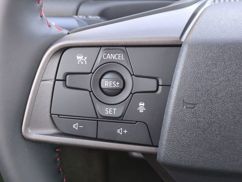 New 2026 Nissan Sentra SR w/ Floor Mat Package FWD image 22